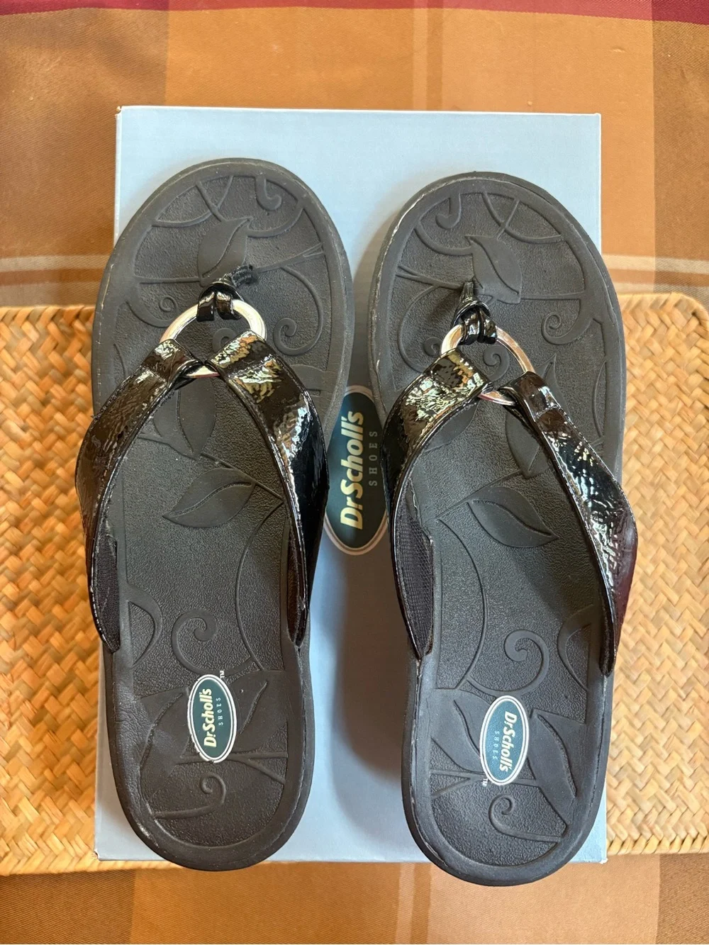 Dr. Scholl's Black Patent Flip Flop Sandals with Silver Accent